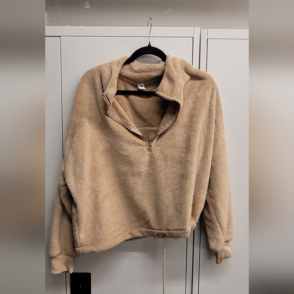 Old Navy Fuzzy Sweater Size Small